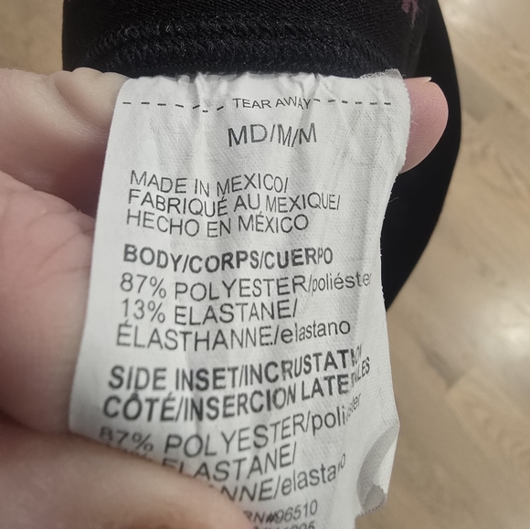 Under Armour Women's Heatgear Black/Optic Purple Color Block Ankle Crop Legging - Picture 5 of 6